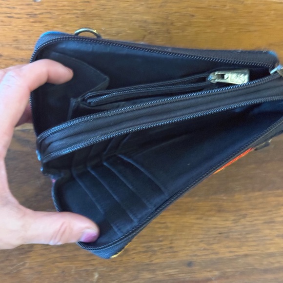 Pendleton Multicolor Patterned Women's Bag - Picture 3 of 6